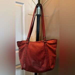 👜 Patricia Nash Leather Tote, Faded Red, Full of Character & Rugged Charm